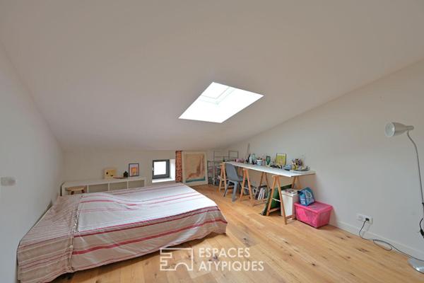 Maison de village aux volumes généreux, avec piscine et garage