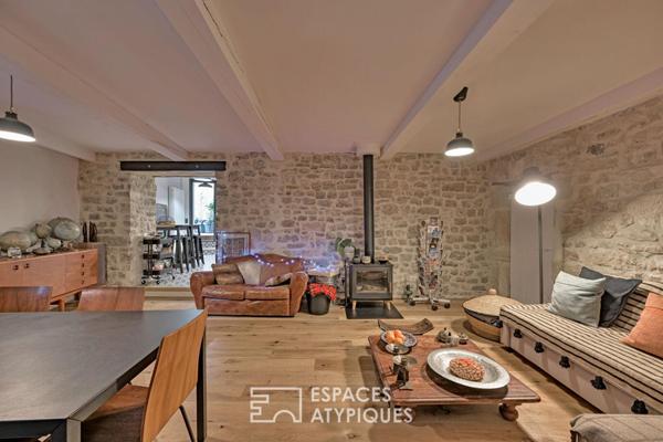 Maison de village aux volumes généreux, avec piscine et garage