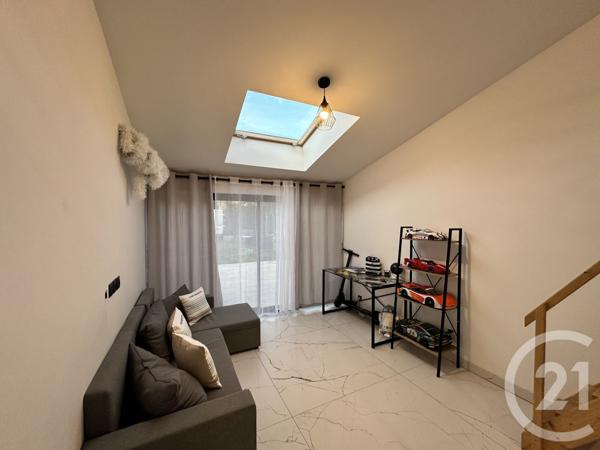 Maison à vendre  5 pièces - 120 m2 LA VARENNE ST HILAIRE - 94