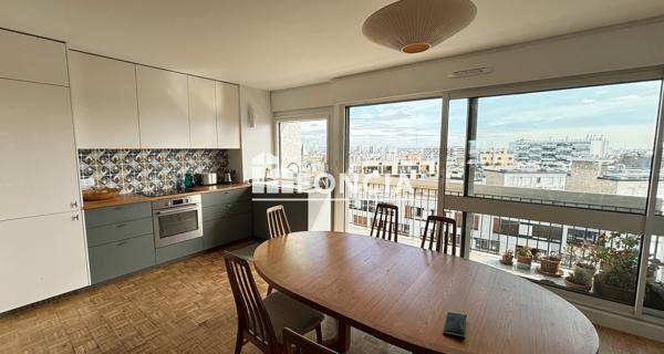 Location Appartement meublé 3 pièces 73.33 m² - Paris 75018
