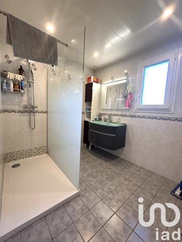 Maison traditionnelle 5 pièces de 100 m² à Brionne (27800)