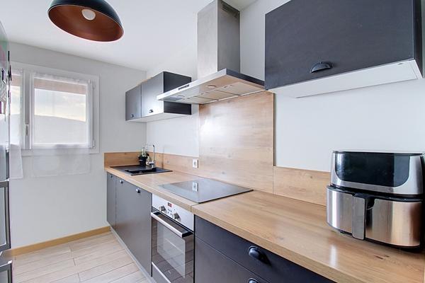A VENDRE EN EXCLUSIVITÉ - DRAGUIGNAN : Appartement T5 - 3 chambres de 92 m² et 2 balcons + cave