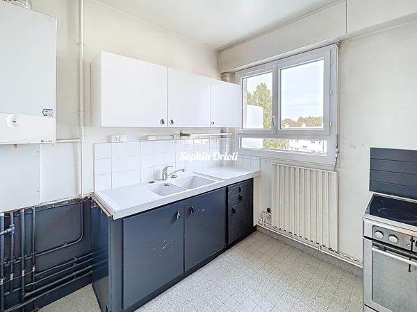 Appartement
         3 pièces
        - 65 m² Exclusivité 260 000 € *