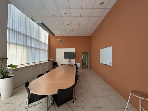 BUREAUX A LOUER - BEZIERS - EMPLACEMENT PRIME