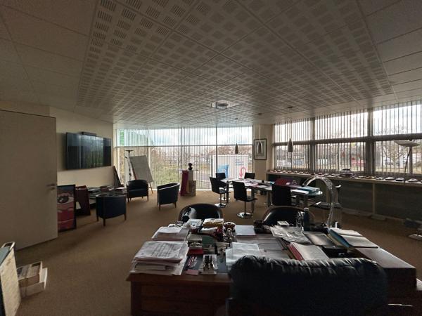 BUREAUX A LOUER - BEZIERS - EMPLACEMENT PRIME