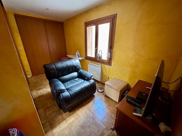 Maison Nimes 8 pièce(s) 180 m2