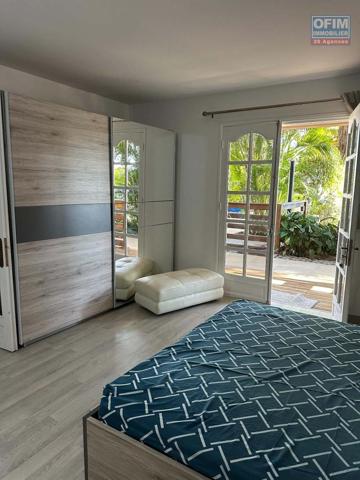 Un charmant studio meublé de 37 m2 environ à La Ligne Des Bambous - Saint Pierre