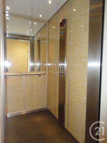 Appartement F5 à vendre  5 pièces - 101,66 m2 LA ROCHE SUR YON - 85