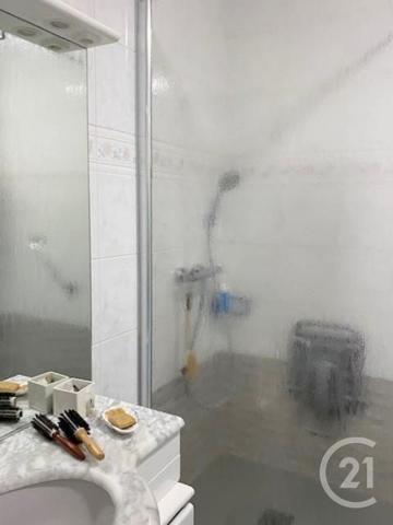 Appartement F5 à vendre  5 pièces - 101,66 m2 LA ROCHE SUR YON - 85