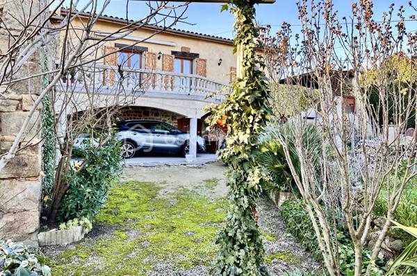 Maison en pierre de 90 m²