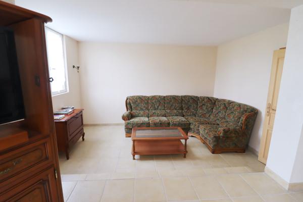 Meschers centre, maison 85 m2+garage sur terrain de 400 m2 Meschers-sur-Gironde (17132)