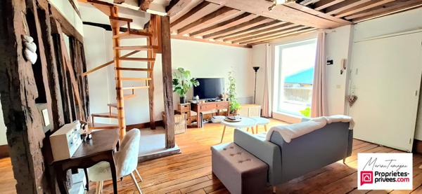 Coup de coeur au centre ville de Compiègne -  CACHET ET LUMINOSITÉ GARANTIS !