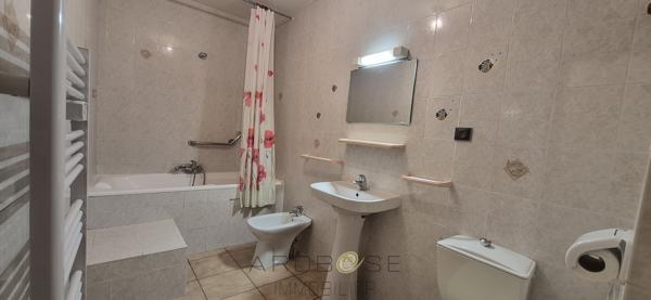 Appartement T4 centre-ville de Tonneins