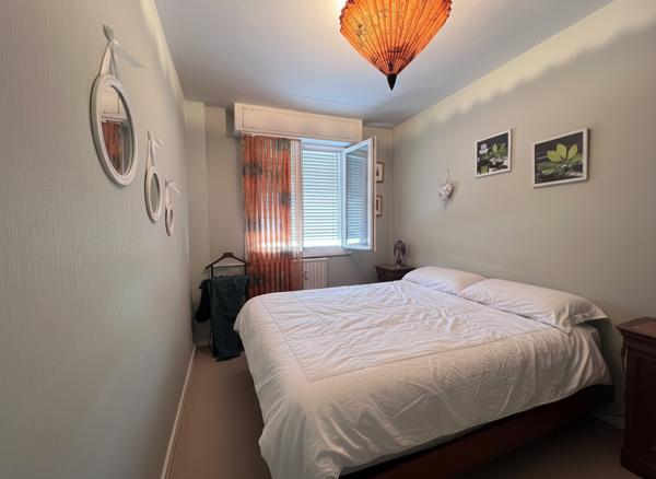 Appartement
         5 pièces
        - 91 m² Exclusivité 107 000 € *