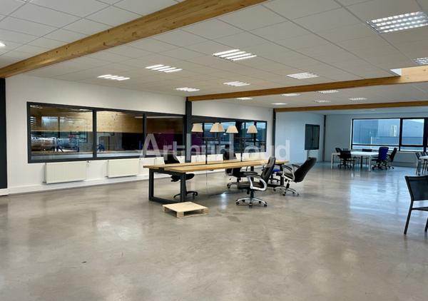 À LOUER - BUREAUX PARFAIT ÉTAT TYPE OPEN SPACE - ZI GRANDE SYNTHE