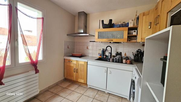 Niort quartier avenue de la Rochelle Appartement 3 pièces 61.62