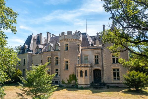 Château La Guerche-sur-l'Aubois - CHER