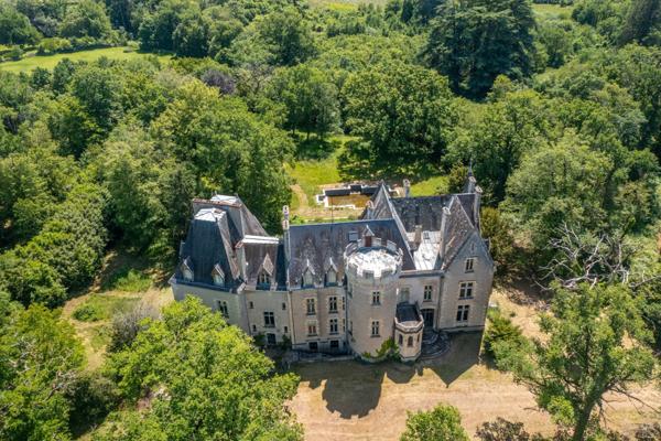 Château La Guerche-sur-l'Aubois - CHER