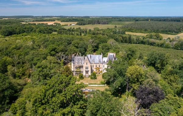 Château La Guerche-sur-l'Aubois - CHER