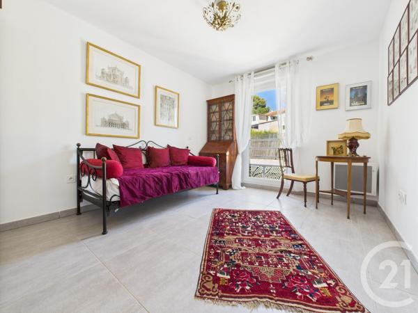 Appartement T4 à vendre  4 pièces - 76,35 m2 TOULON - 83