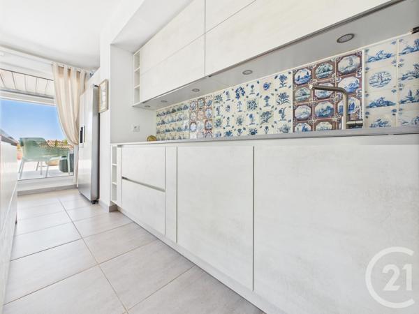 Appartement T4 à vendre  4 pièces - 76,35 m2 TOULON - 83