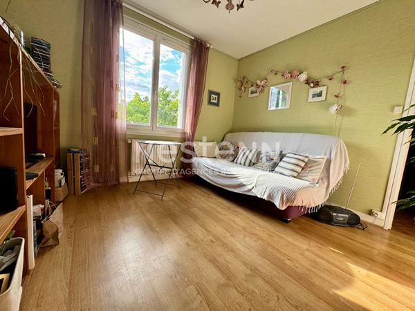 Appartement 3 pièces 57 m² avec parking, cave et proche gare RER C à Étampes