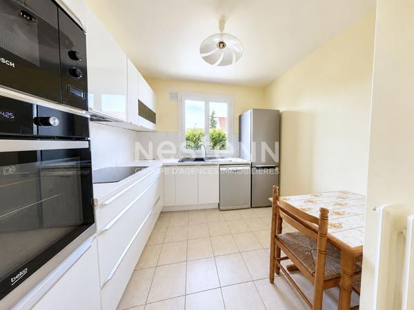Maison familiale avec sous-sol total - Quartier calme et recherché