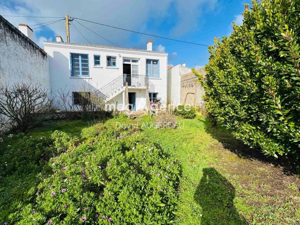 Maison à L' ILE-D'YEU, 85350 - 5 pièces 78m²