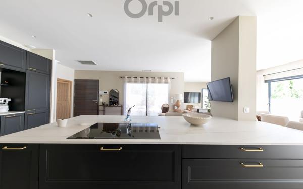 Maison à vendre    4 pièces •  Saint-Estève