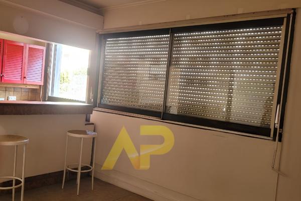 Appartement Bourg La Reine 1 pièce(s) 130 380 € **  - Référence  550