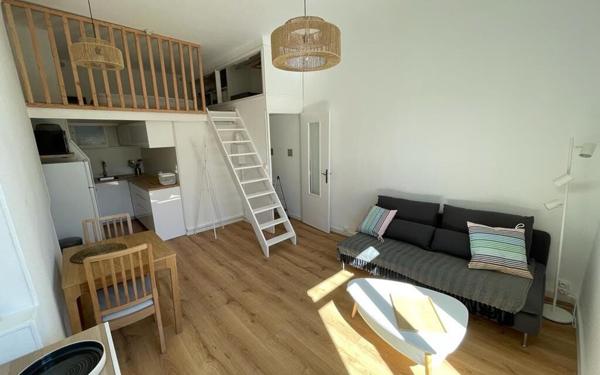 Appartement à louer    2 pièces •  Marseille 6