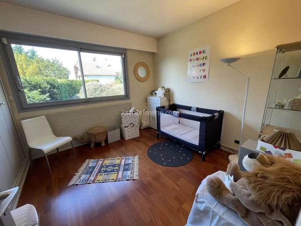 Vente Maison 9 pièces 243 m2 à Étiolles