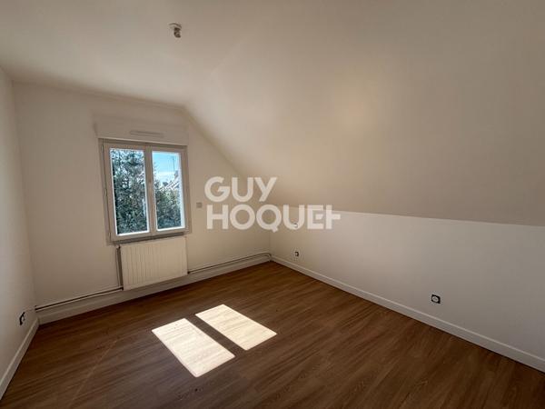 APPT T4 EN TRIPLEX  REFAIT A NEUFBOURG ACHARD AVEC TERRASSE/BALCON/PARKING