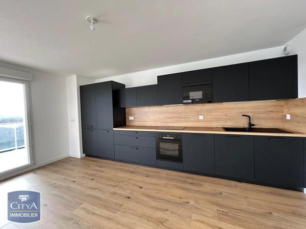 Appartement à louer 5 pièces 130m²