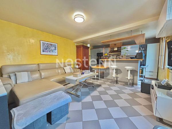 Duplex 70 m² Bièvres centre-ville - Séjour 30 m² - Terrasse - Cave - Petite copropriété - RER C / Ligne V - Plateau de Saclay -Vélizy - Massy