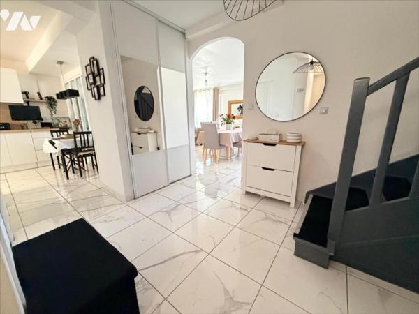 MAISON 6 PIECES 132m²
