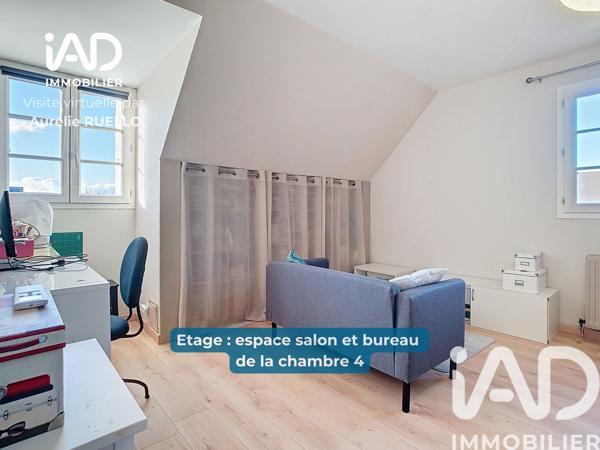 Maison à vendre 6 pièces 136 m² Notre-Dame-d'Oé