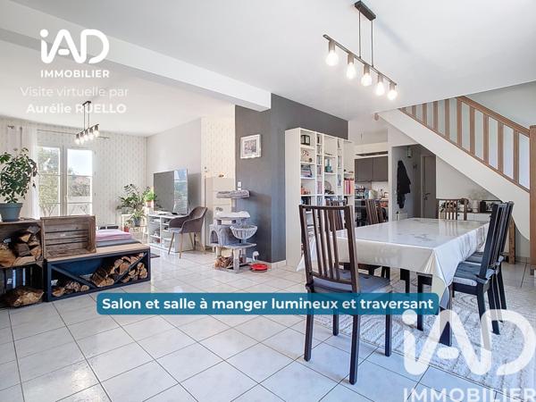 Maison à vendre 6 pièces 136 m² Notre-Dame-d'Oé