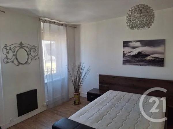 Immeuble à vendre  127 m 2   CHERBOURG EN COTENTIN  - 50