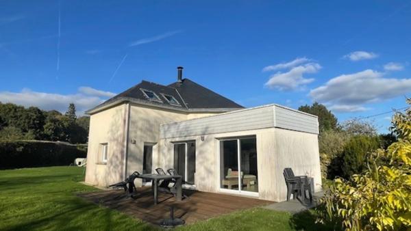 Maison à vendre 4 chambres proche du lac de GUERLEDAN (22)