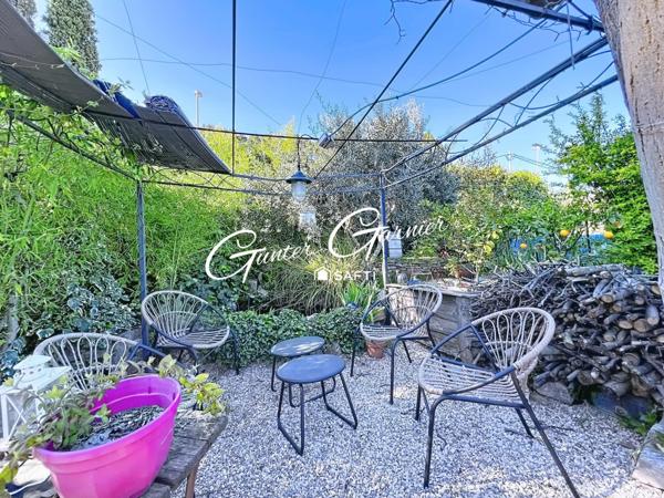 Maison 3ch - garage - cuisine d'été - piscine - proximité immédiate de toutes commodités