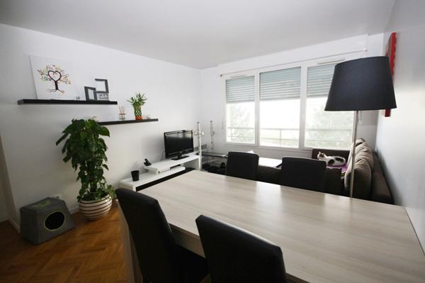 ISSY LES MOULINEAUX - BOULEVARD RODIN - Appartement 2 pièce(s) 47 m2 avec parking et cave