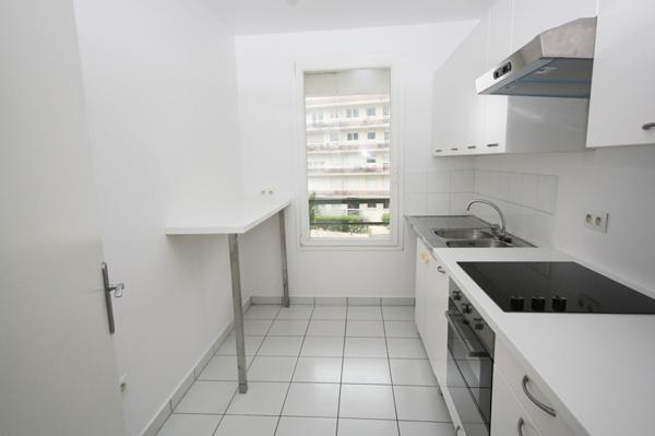 ISSY LES MOULINEAUX - BOULEVARD RODIN - Appartement 2 pièce(s) 47 m2 avec parking et cave