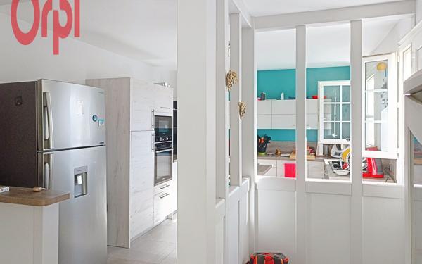 Maison à vendre    5 pièces •  Areines