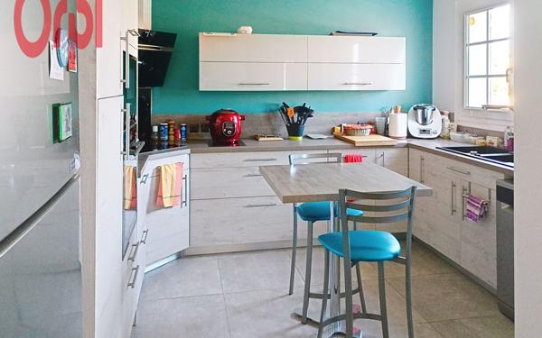 Maison à vendre    5 pièces •  Areines