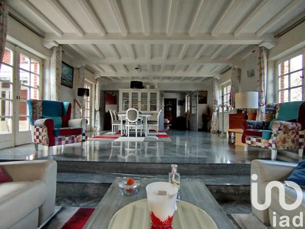 Maison d’architecte 10 pièces de 330 m² à Wervicq-Sud (59117)
