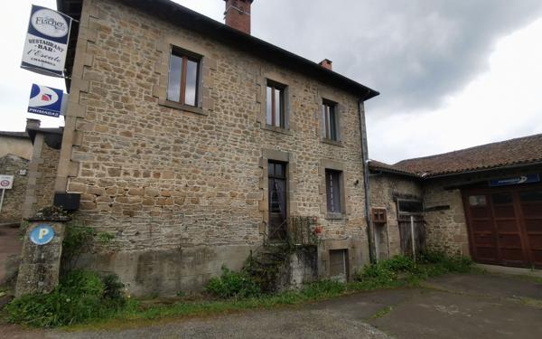 Maison à vendre    6 pièces •  Compreignac