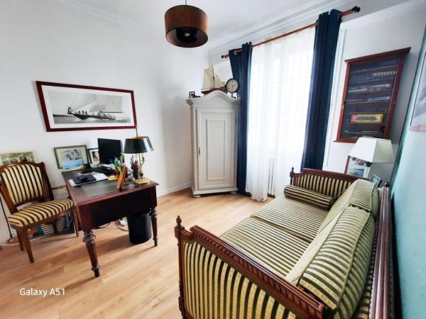Maison 10 pièces 180 m2