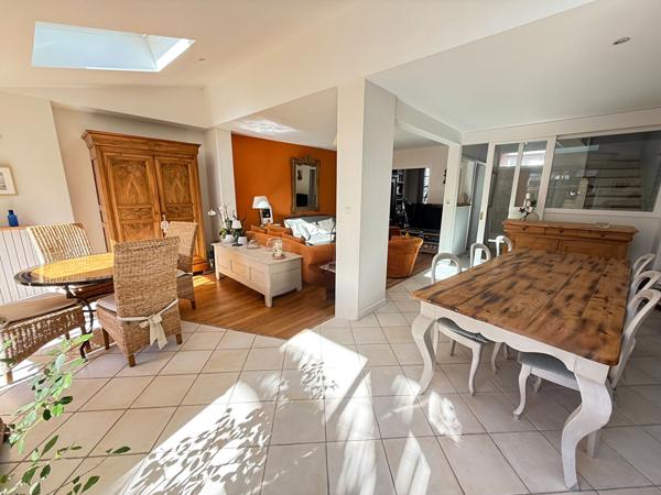 Maison 10 pièces 180 m2