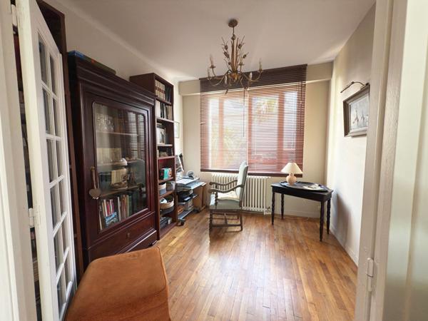 Maison 10 pièces 180 m2